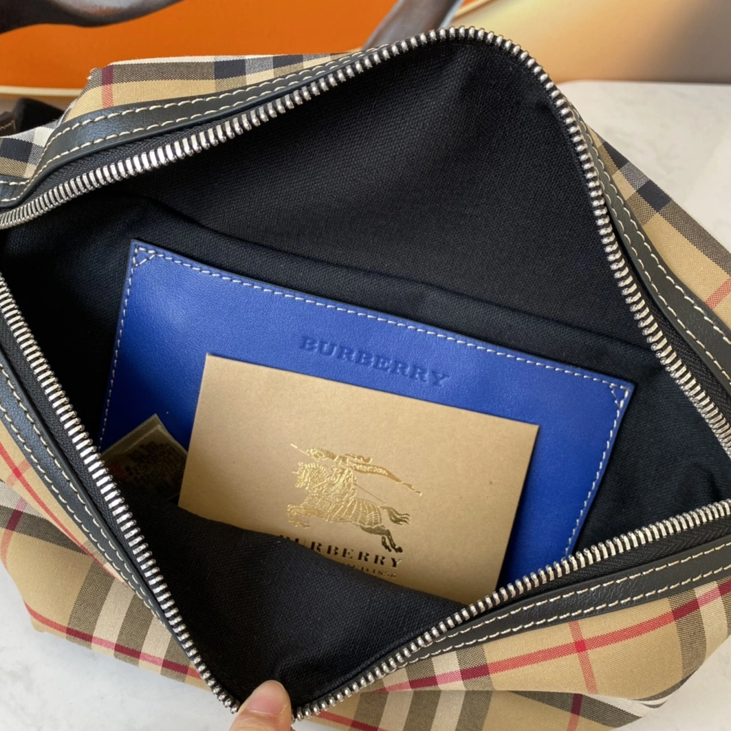 Stylish 9390 Burberry AAA Quality Belt Bags