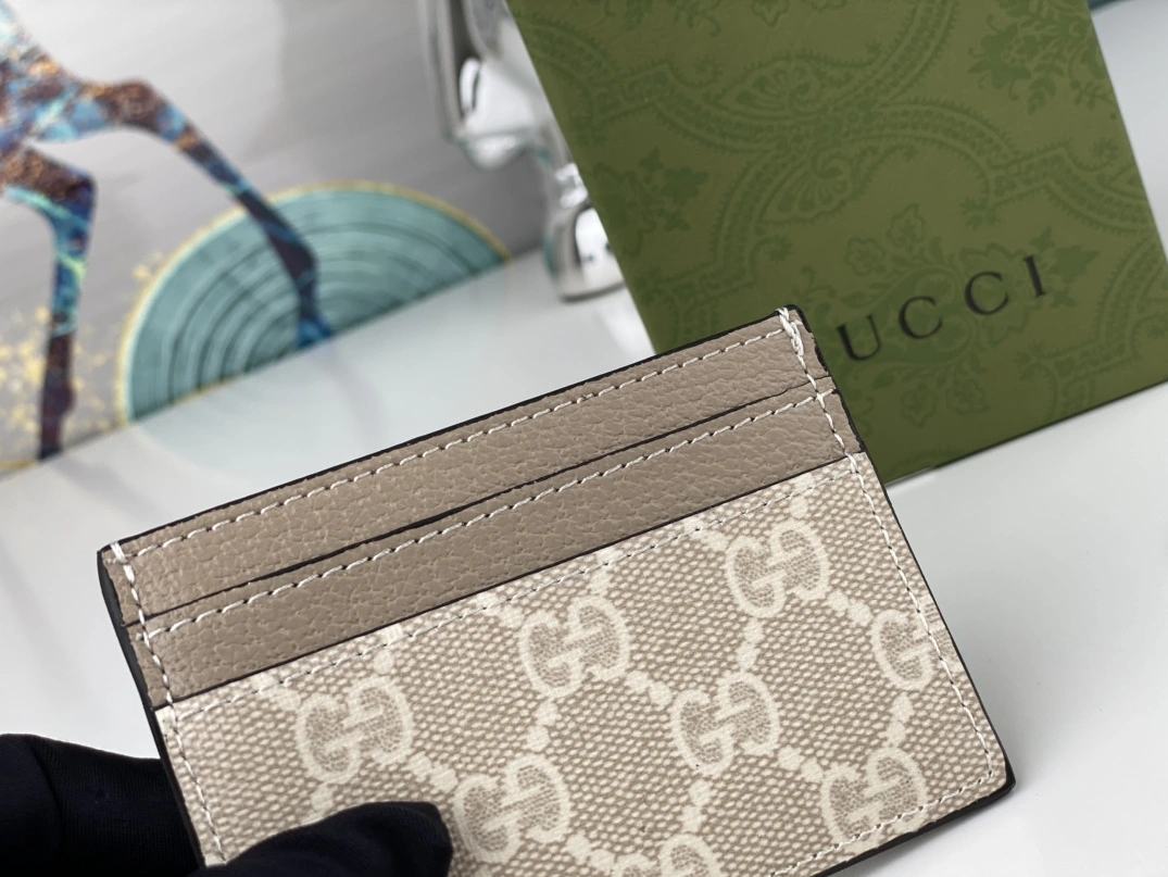 Stylish 9441 Gucci AAA Quality Card Case
