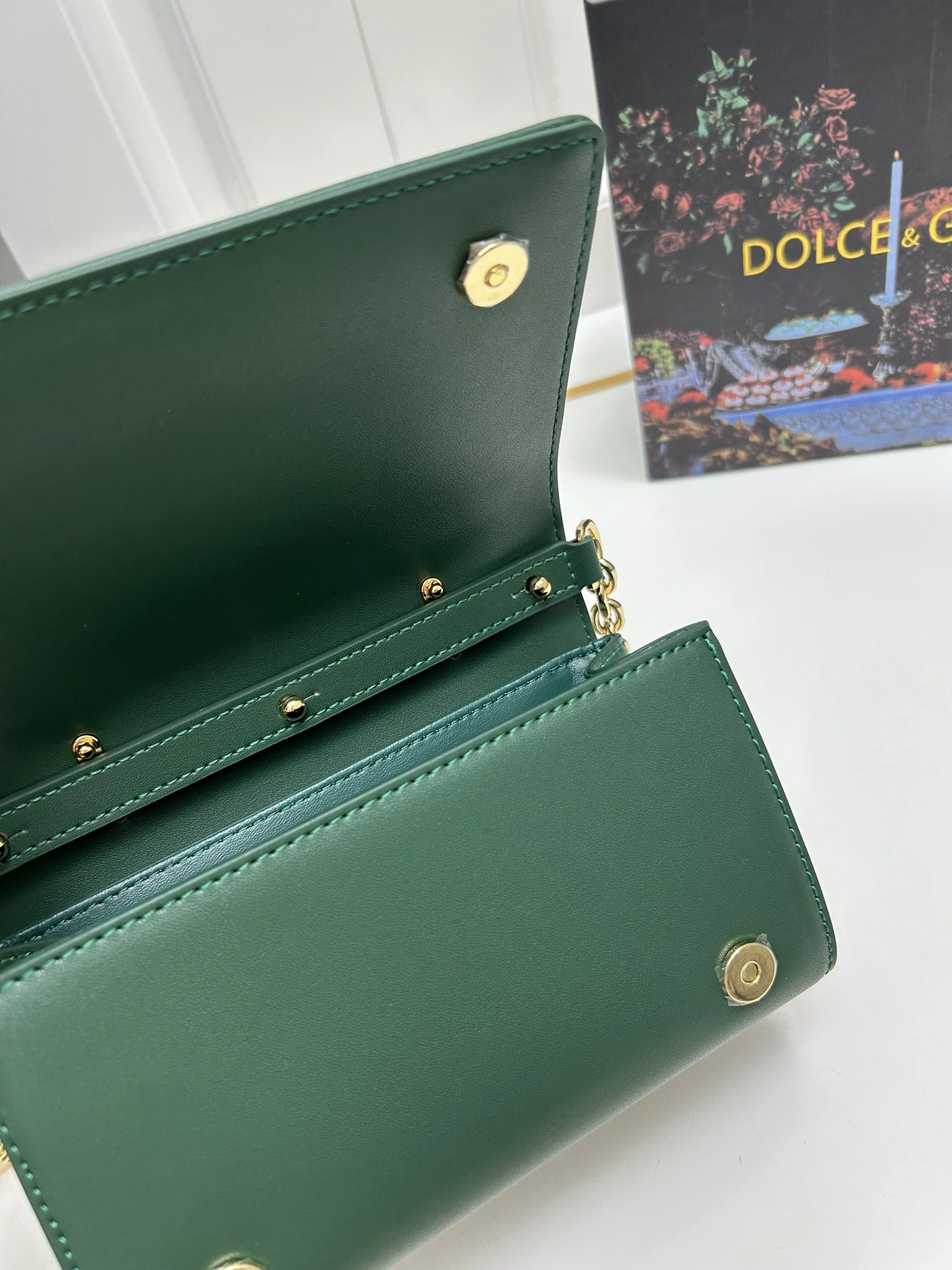 Stylish 9664 Dolce & Gabbana D&G AAA Quality Messenger Bags For Women