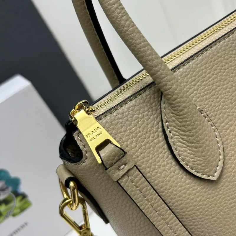 Stylish 9696 Prada AAA Quality Handbags For Women