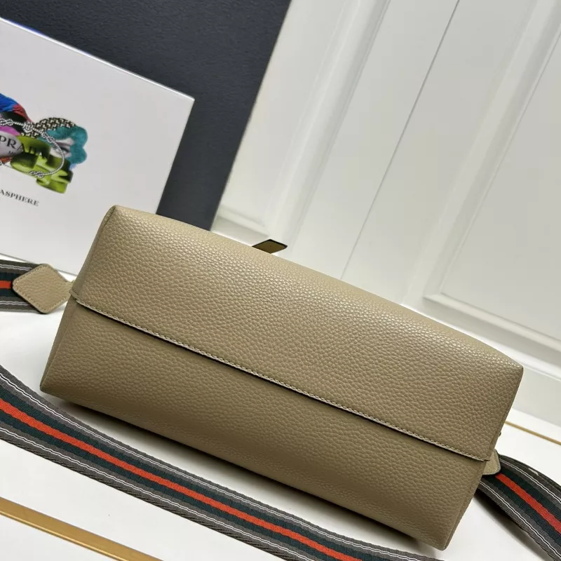 Stylish 9696 Prada AAA Quality Handbags For Women