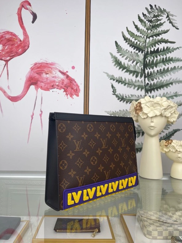 Stylish 9733 Louis Vuitton AAA Quality Wallets For Unisex