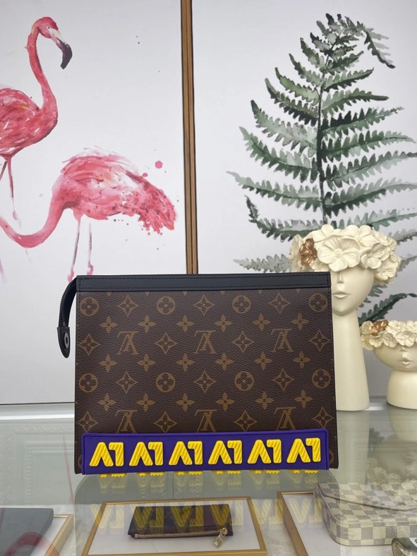 Stylish 9733 Louis Vuitton AAA Quality Wallets For Unisex