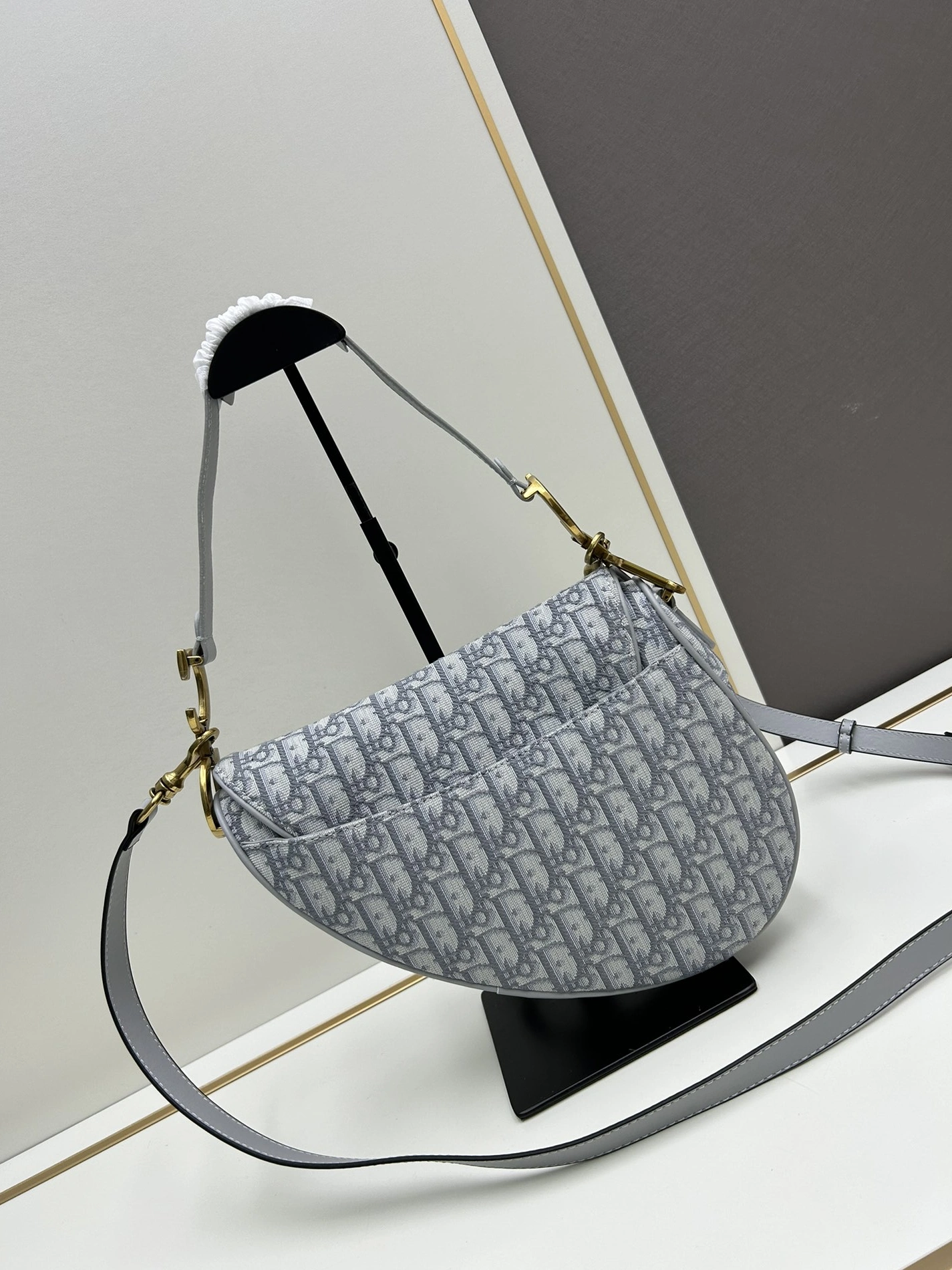 Stylish 9746 Christian Dior AAA Quality Messenger Bags For Women