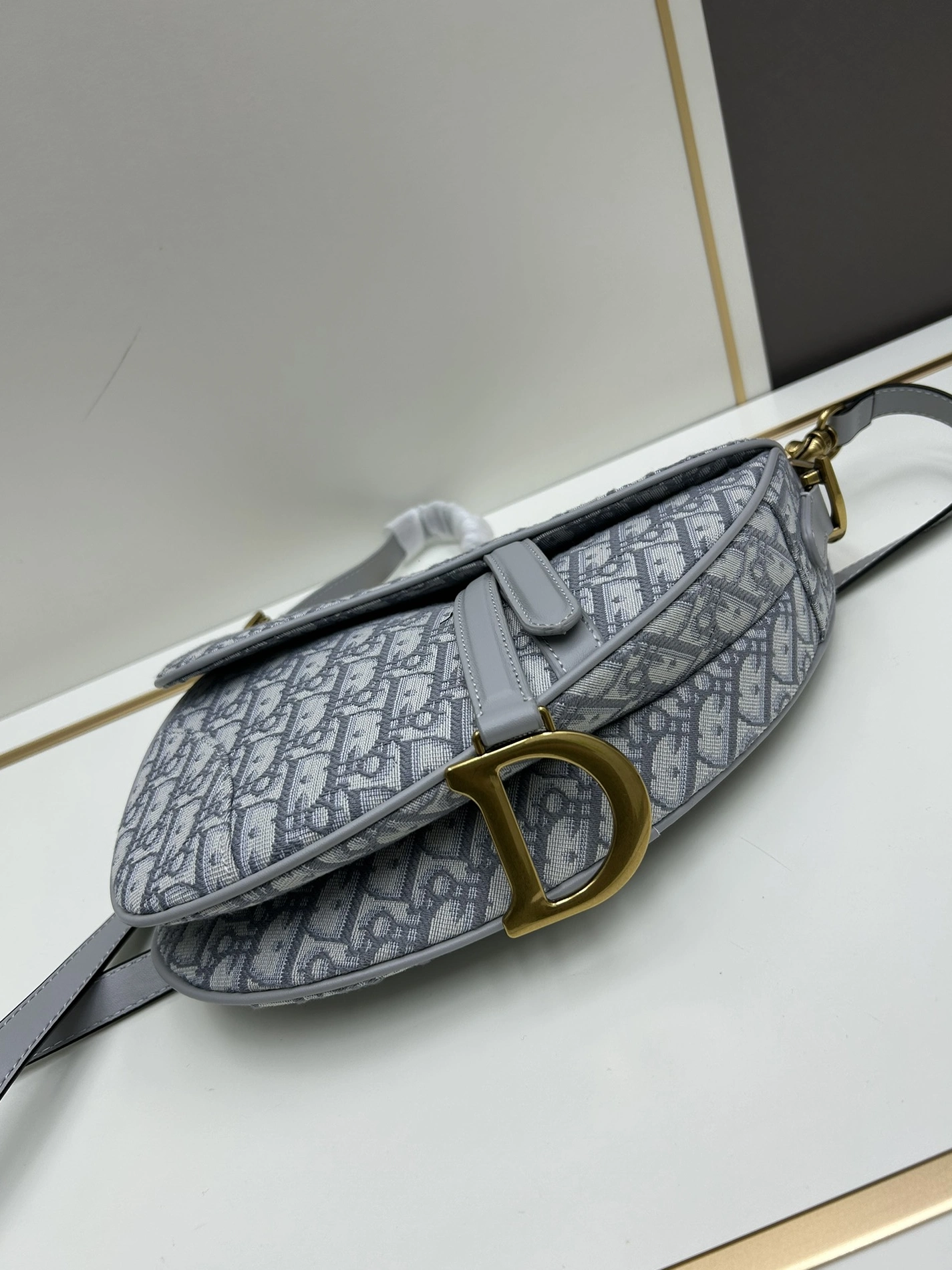 Stylish 9746 Christian Dior AAA Quality Messenger Bags For Women