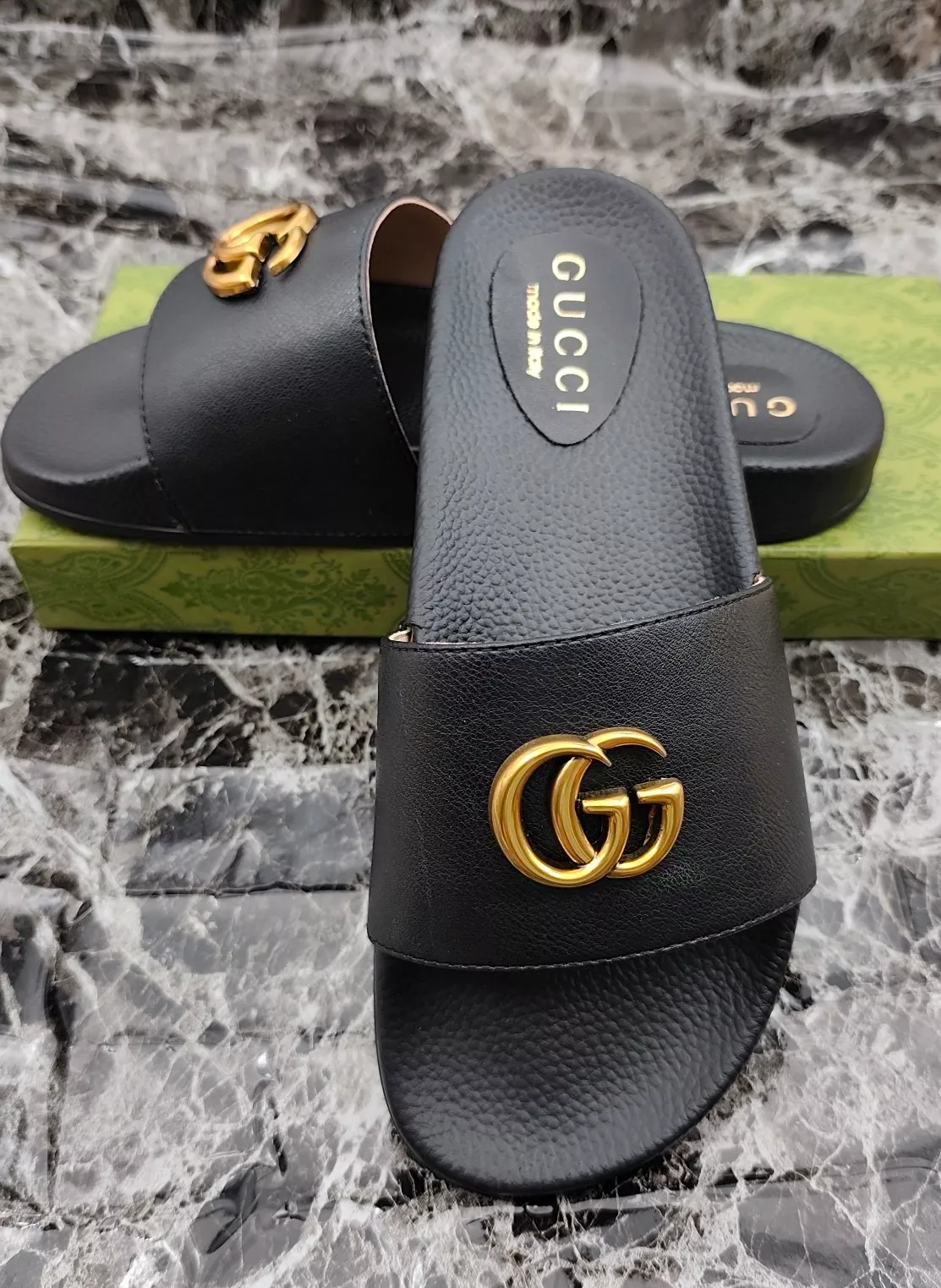 Stylish 9748 Gucci Slippers For Men