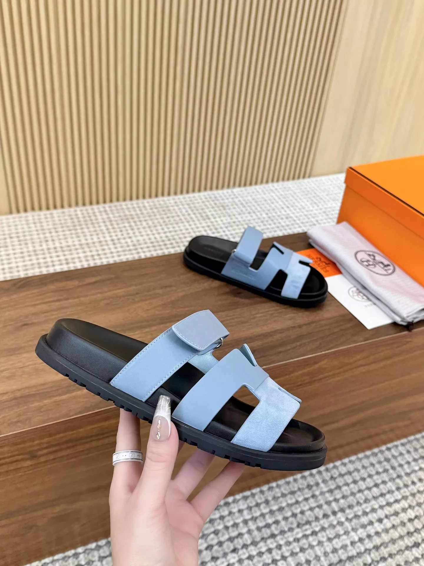 Stylish 9766 Hermes Slippers For Men