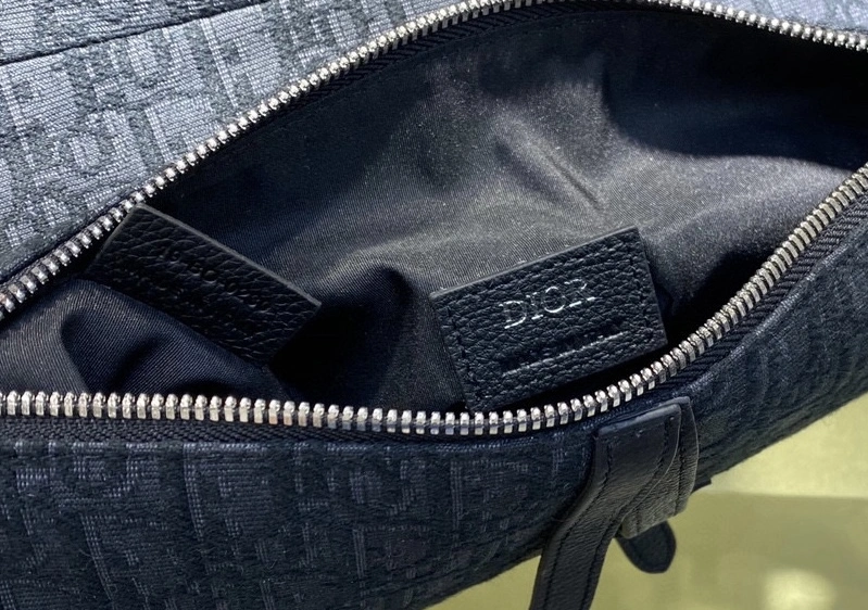 Stylish 981 Christian Dior AAA Man Messenger Bags
