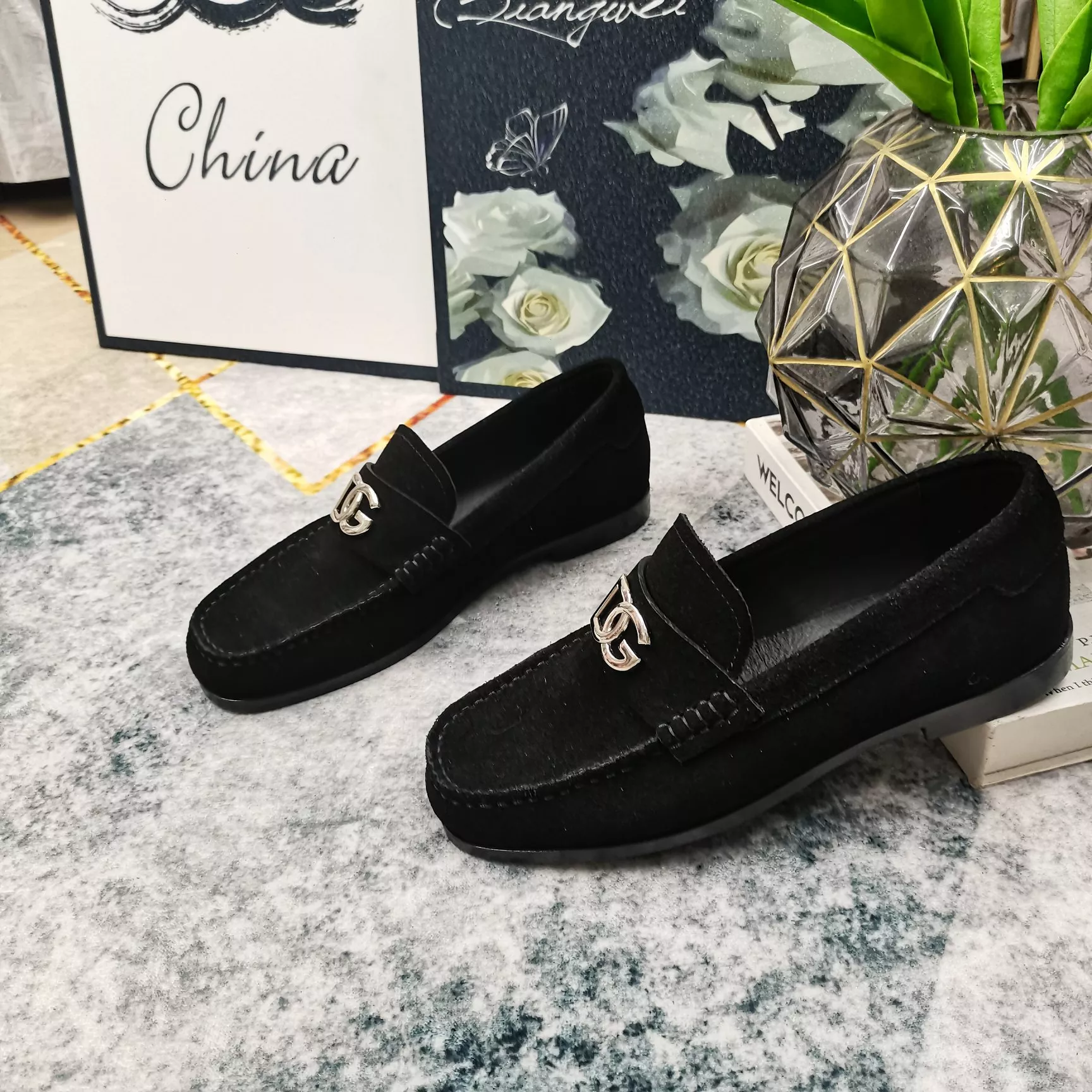 Stylish 9850 Dolce & Gabbana D&G Leather Shoes For Women