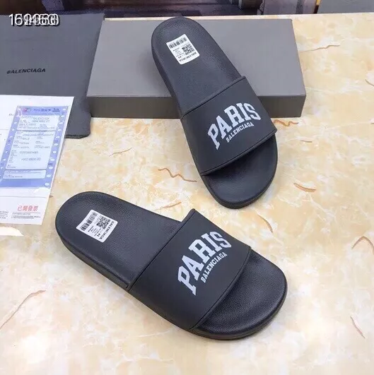Stylish 9874 Balenciaga Slippers For Men