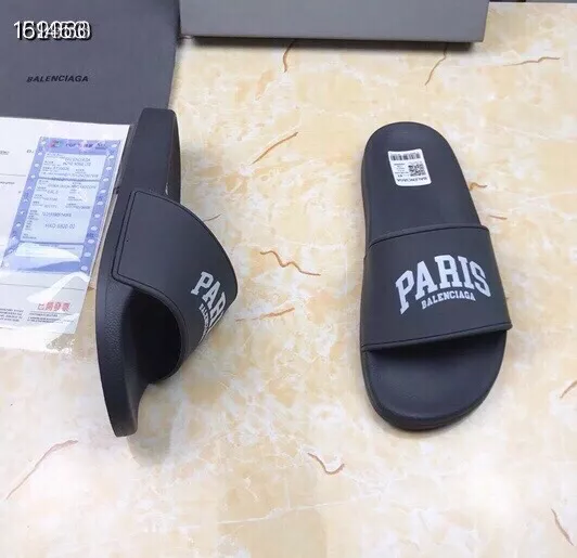 Stylish 9874 Balenciaga Slippers For Men