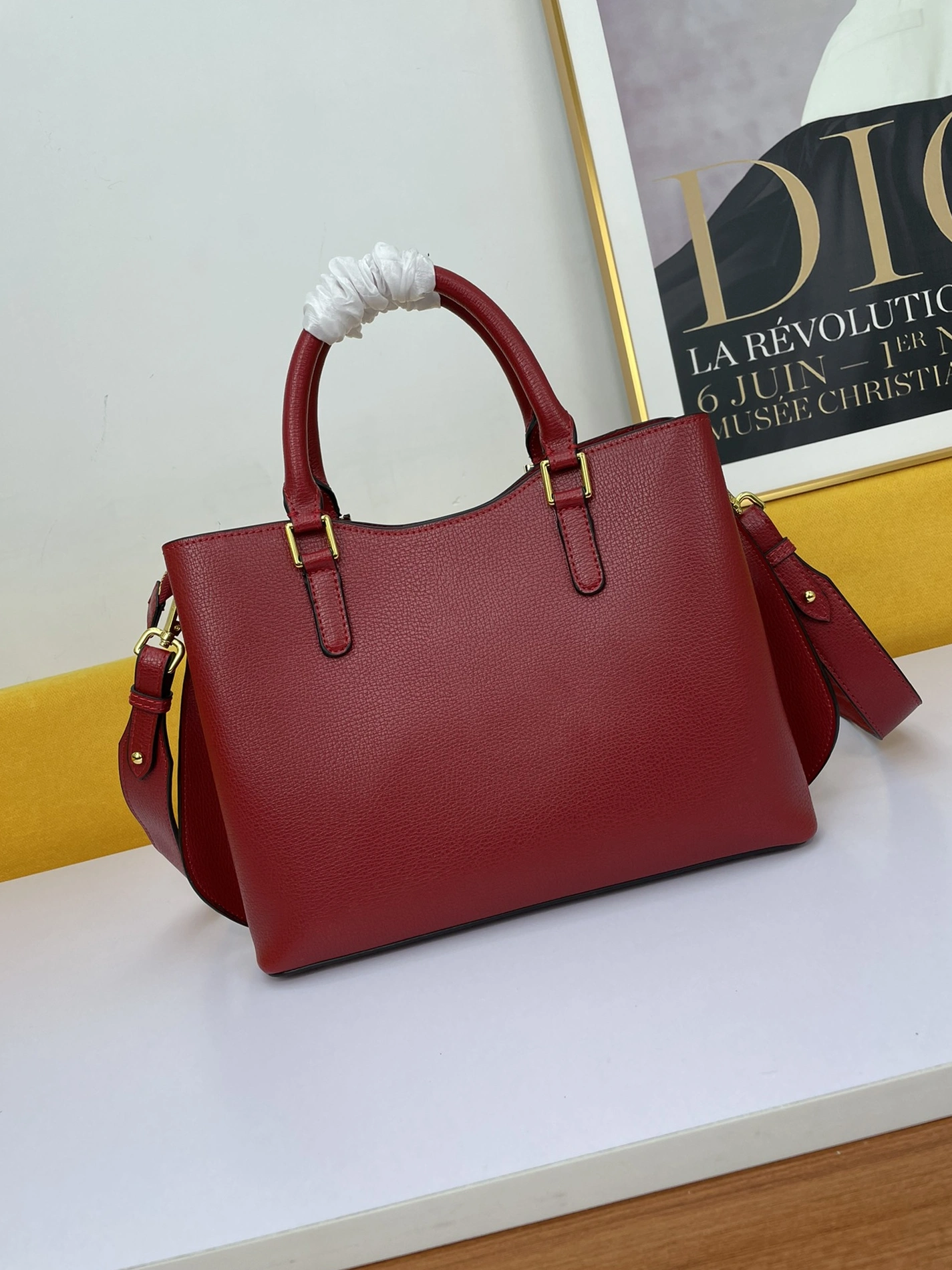 Stylish 9895 Prada AAA Quality Handbags For Women