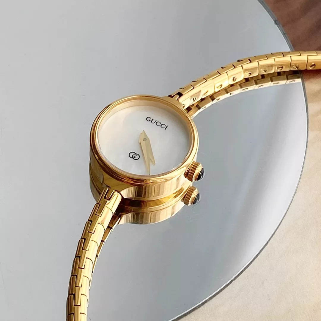 Stylish 992 Gucci AAA Quality Watches