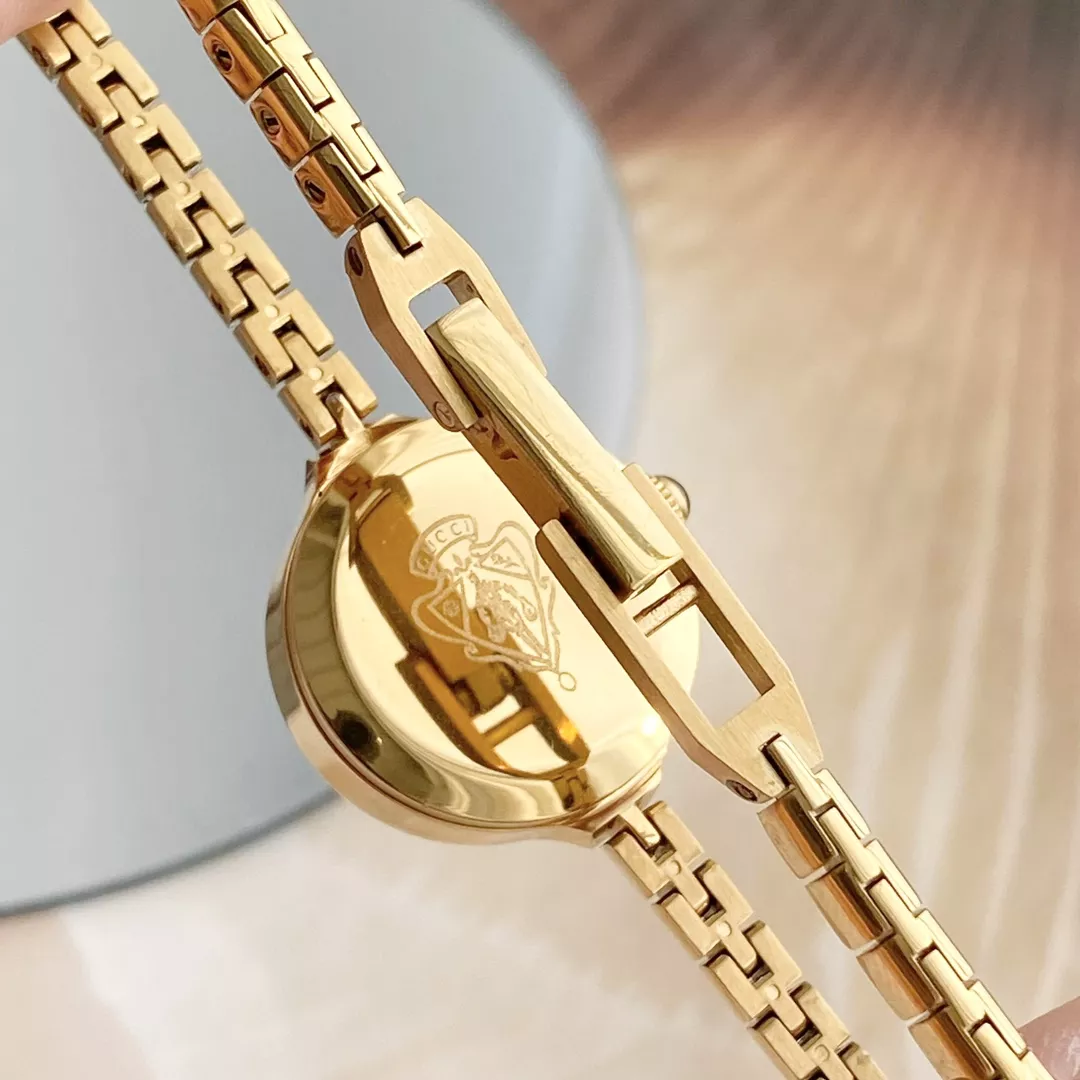 Stylish 992 Gucci AAA Quality Watches