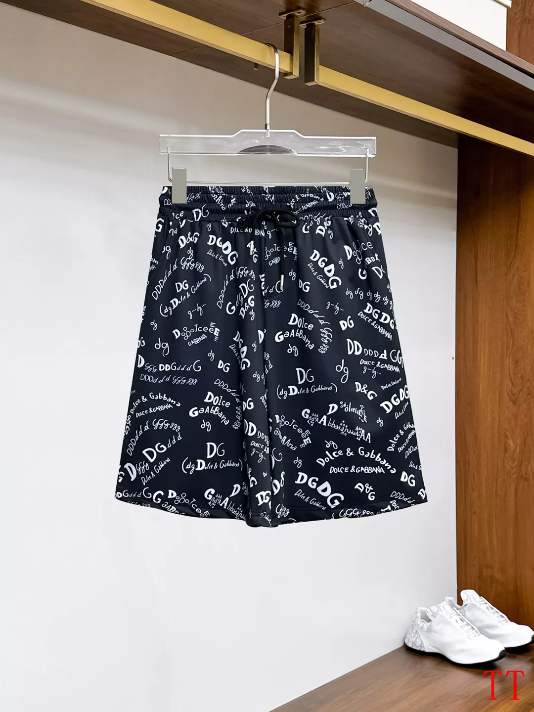 Stylish 9926 Dolce & Gabbana D&G Tracksuits Short Sleeved For Men