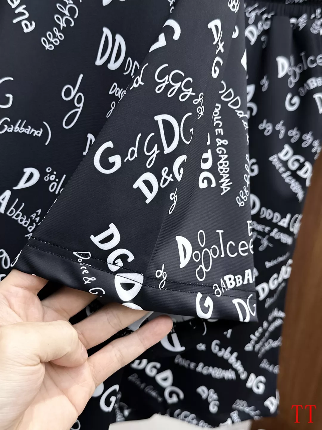 Stylish 9926 Dolce & Gabbana D&G Tracksuits Short Sleeved For Men