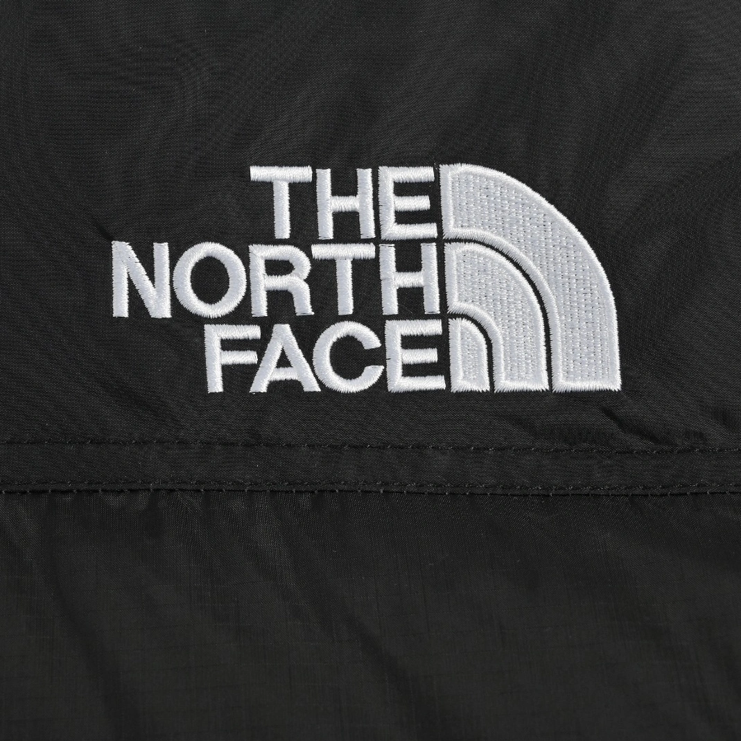 The North Face Down Feather Coat Long Sleeved For Unisex Sleek 9084