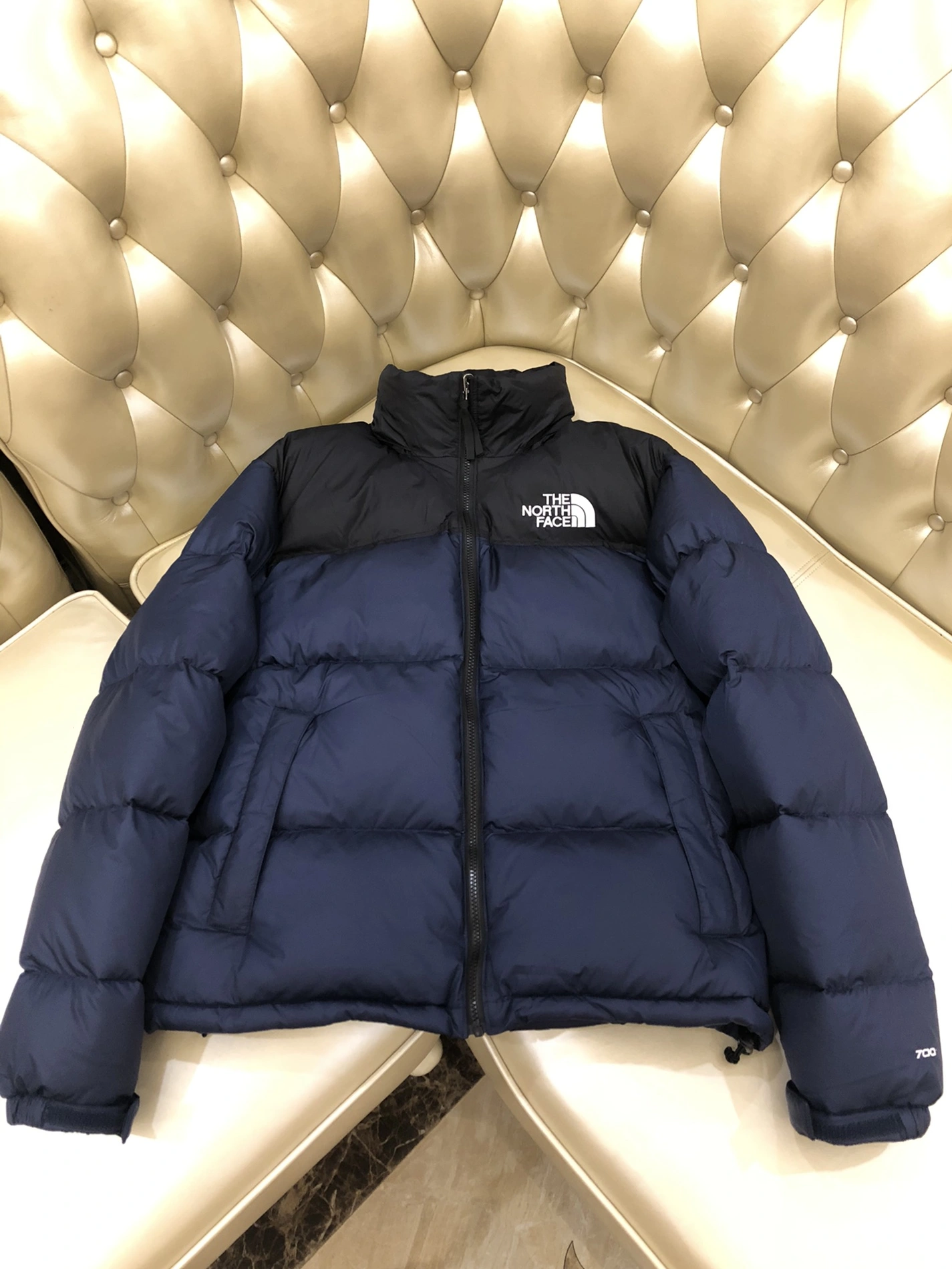 The North Face Down Feather Coat Long Sleeved For Unisex Soft 7889