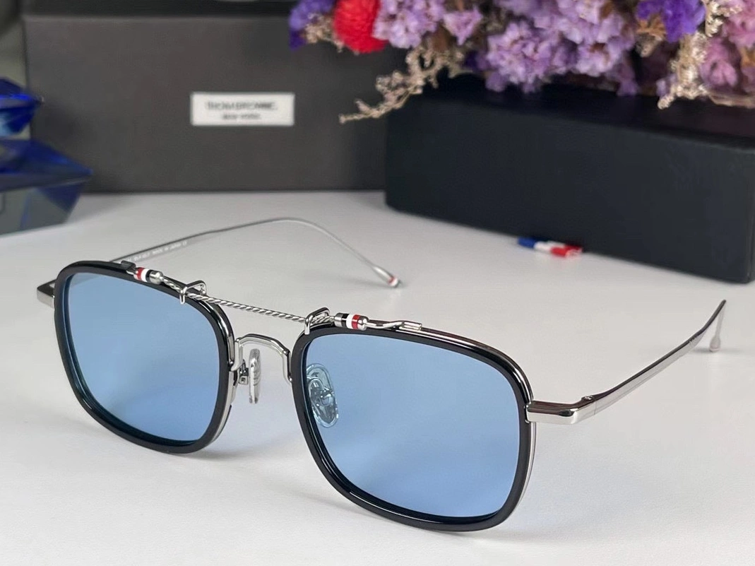 Thom Browne AAA Quality Sunglasses Stylish 6135