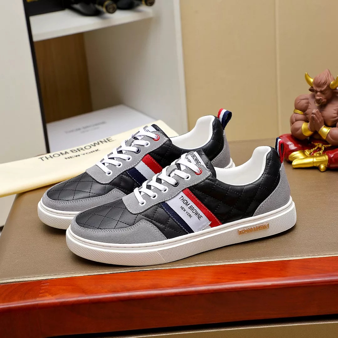 Thom Browne TB Casual Shoes For Men Classic 9568