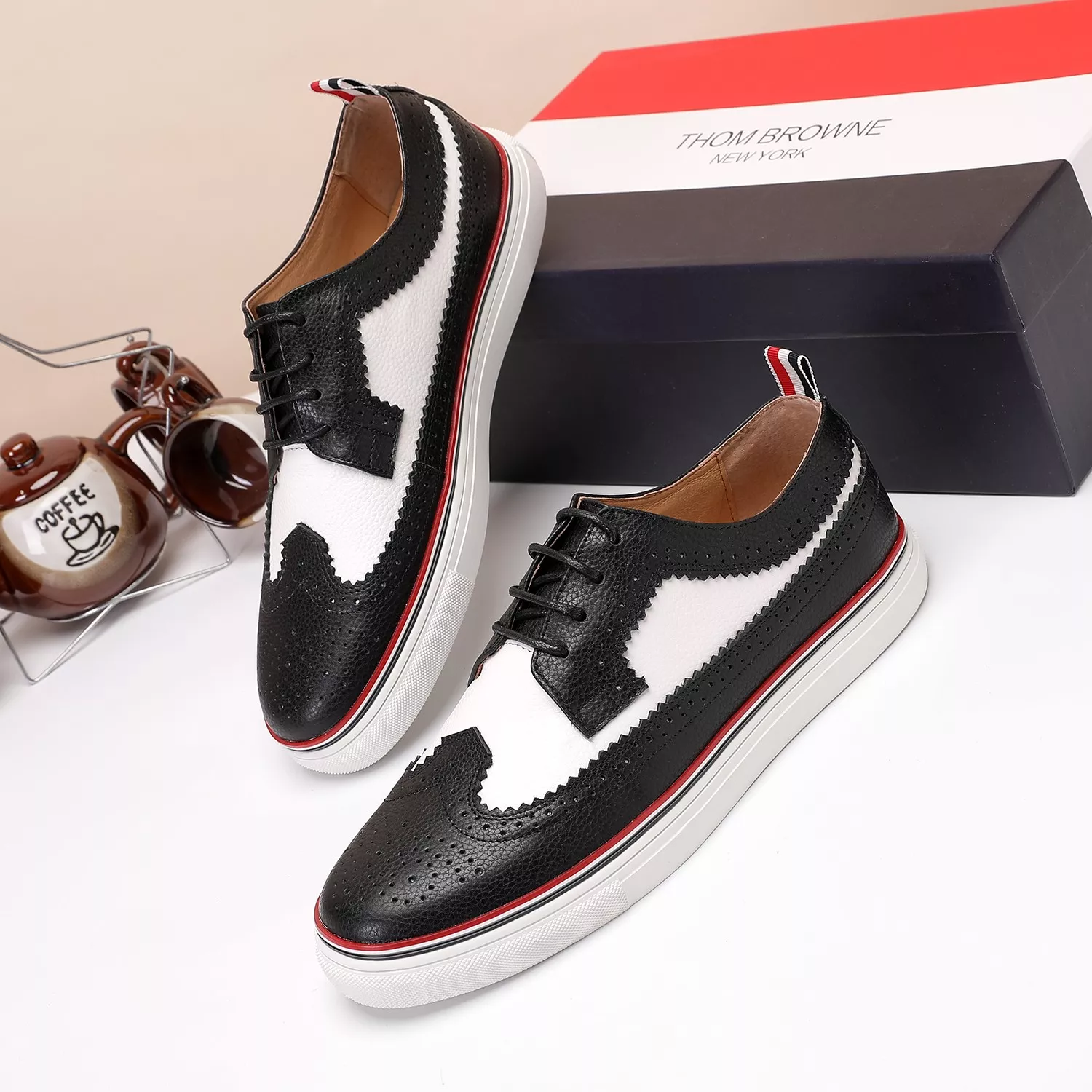 Thom Browne TB Casual Shoes For Men Practical 9443