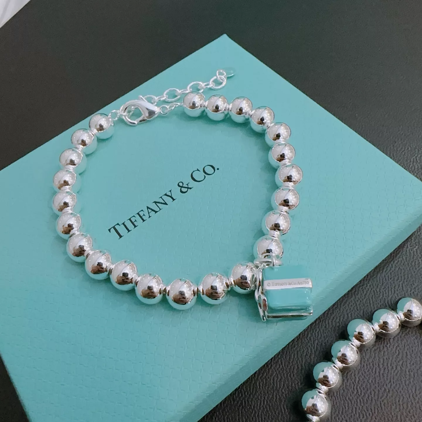 Tiffany Bracelets Sleek 8150