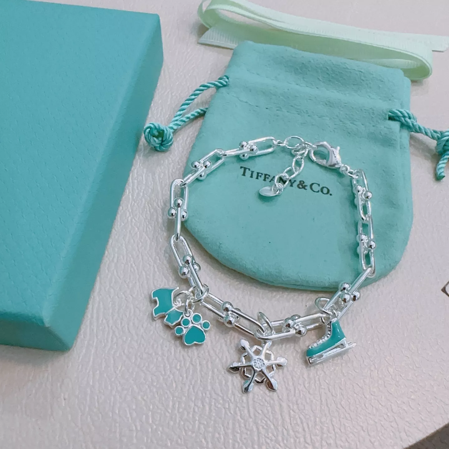 Tiffany Bracelets Vibrant 2295