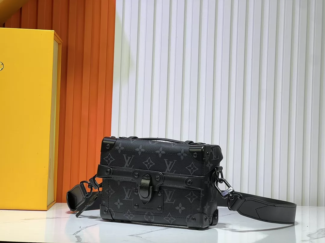 Timeless 1094 Louis Vuitton AAA Quality Messenger Bags For Women