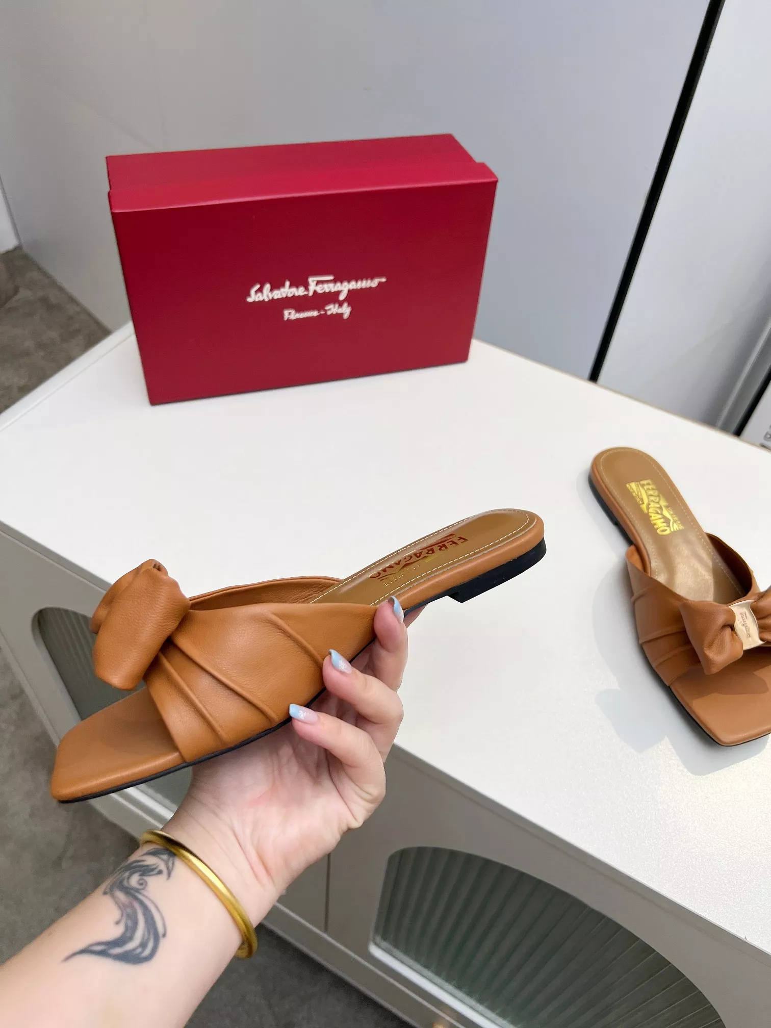 Timeless 1194 Salvatore Ferragamo Slippers For Women
