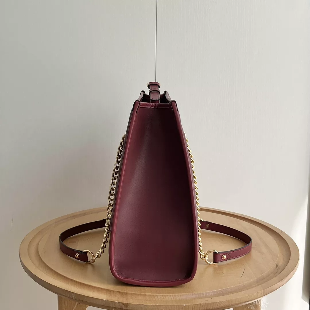 Timeless 1281 Gucci AAA Quality Shoulder Bags For Women