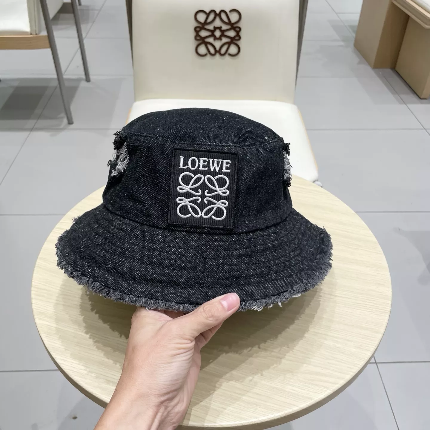 Timeless 1284 LOEWE Caps
