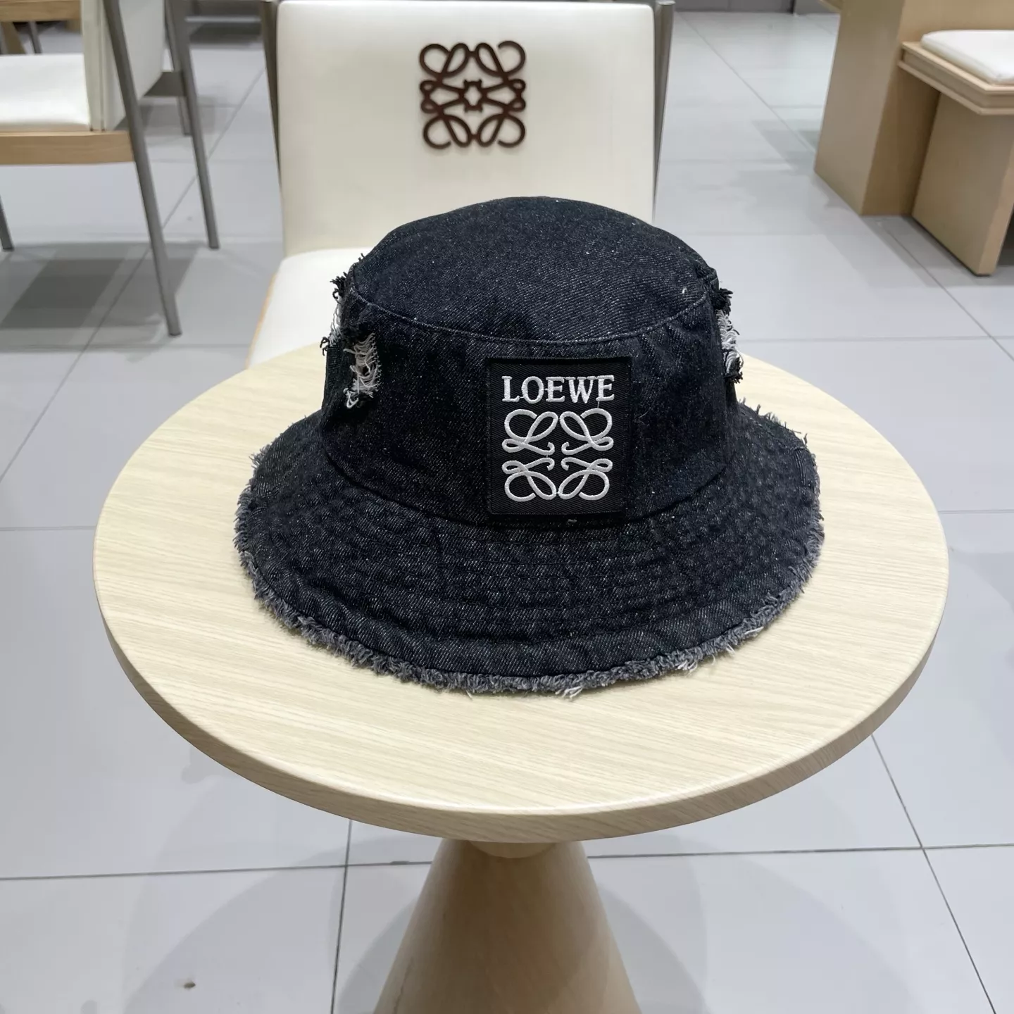 Timeless 1284 LOEWE Caps