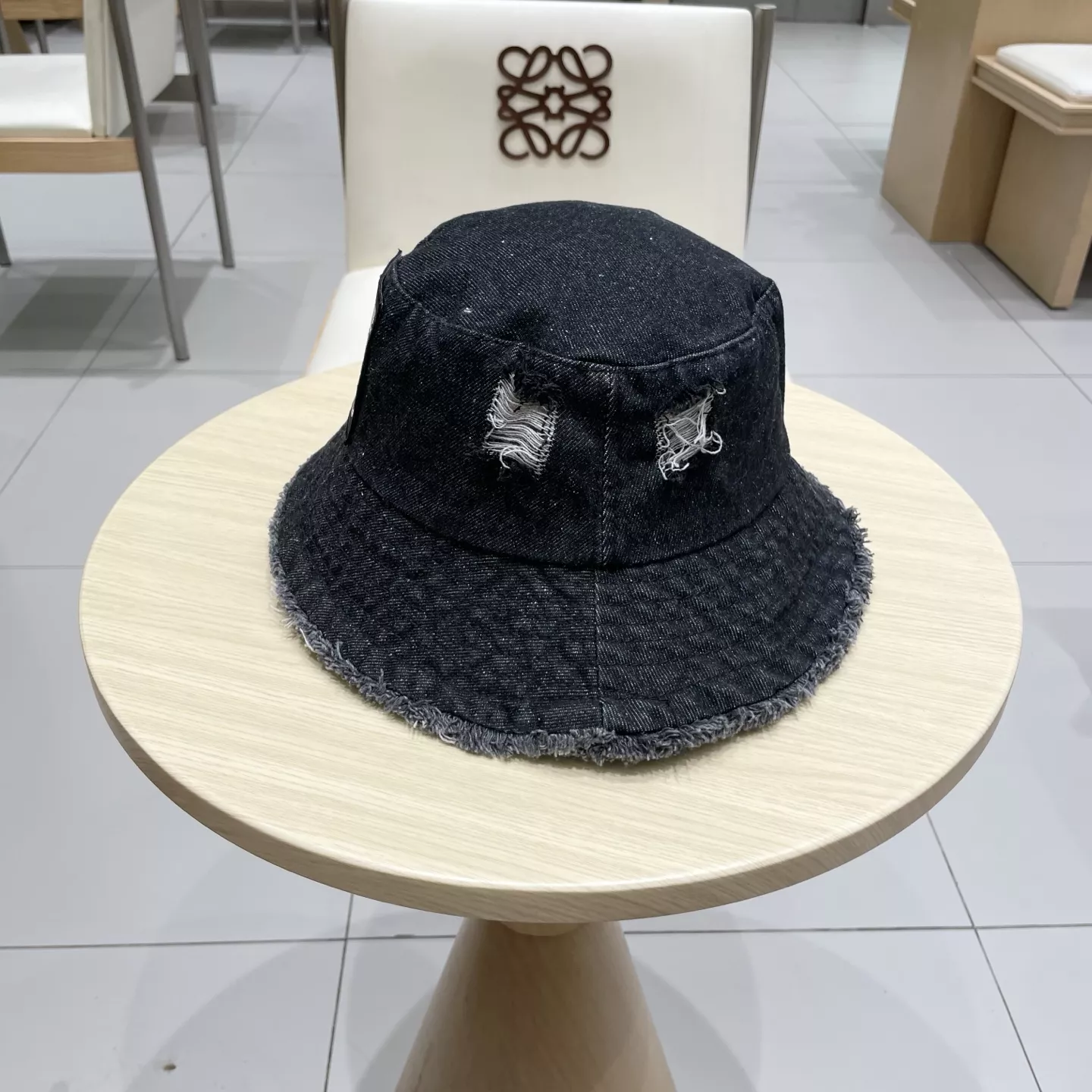 Timeless 1284 LOEWE Caps