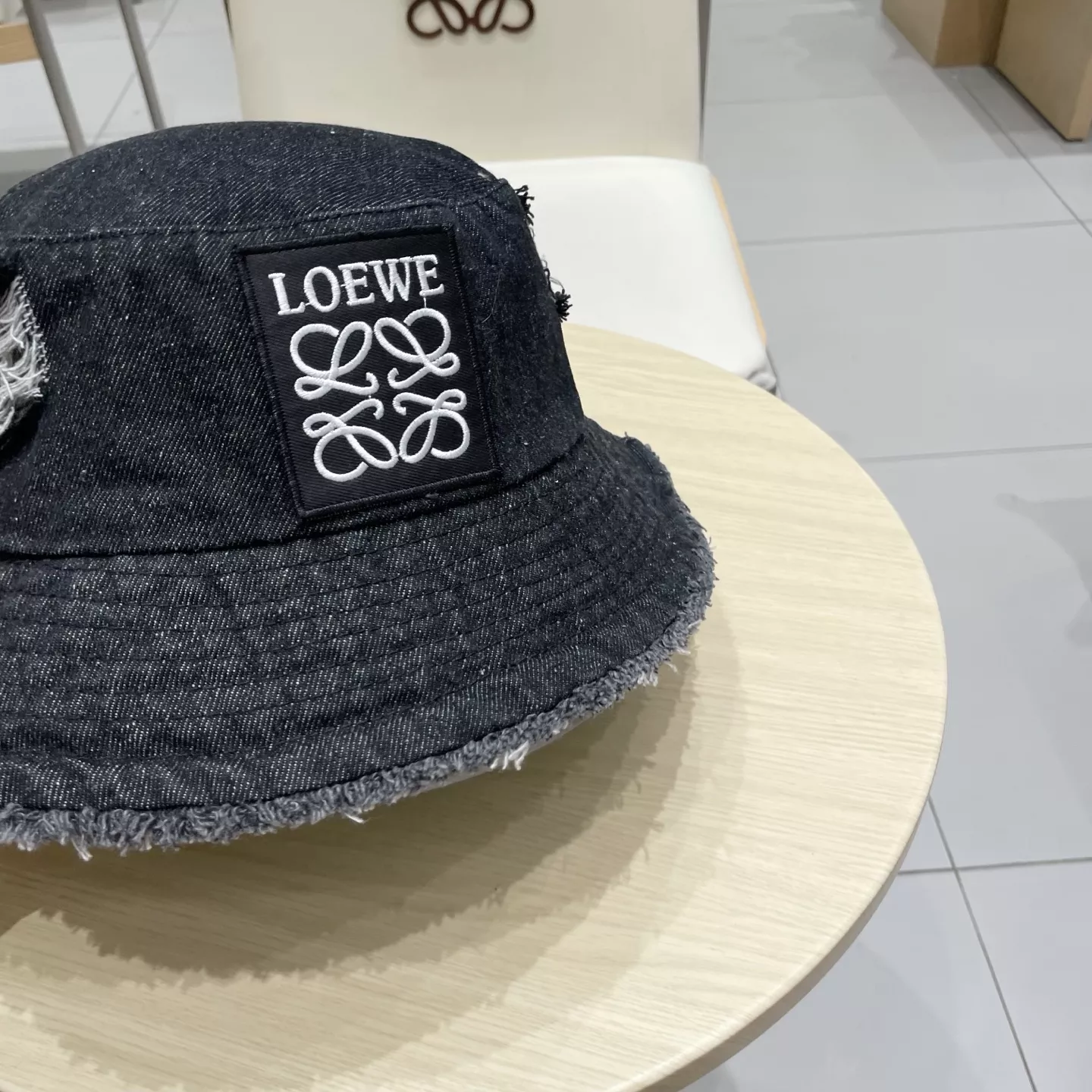 Timeless 1284 LOEWE Caps