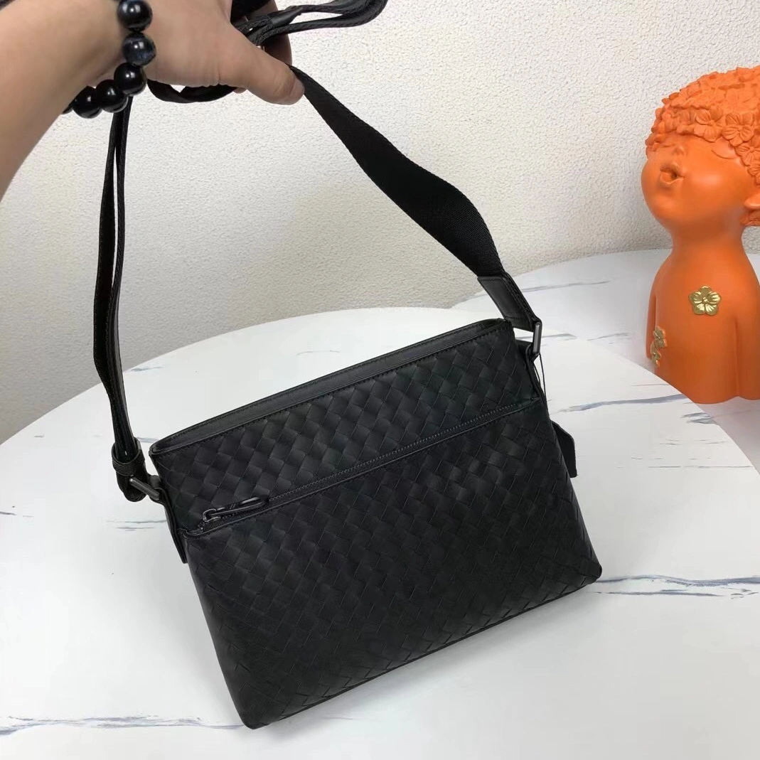 Timeless 1297 Bottega Veneta AAA Man Messenger Bags