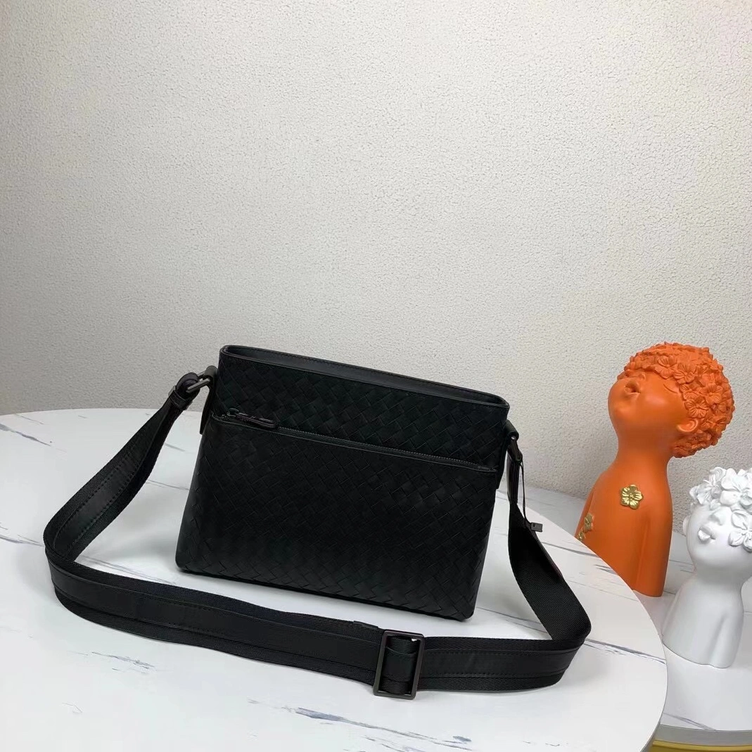 Timeless 1297 Bottega Veneta AAA Man Messenger Bags