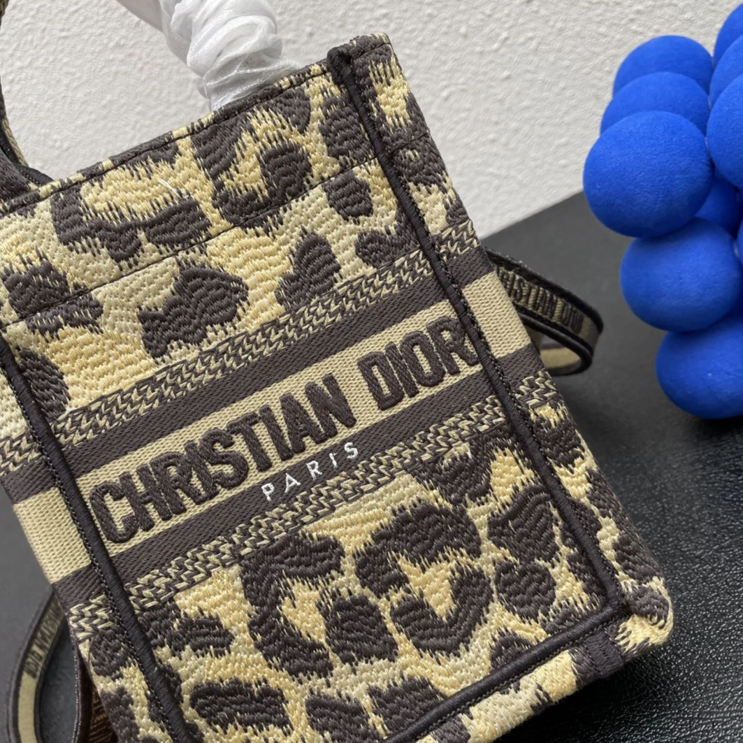 Timeless 1504 Christian Dior AAA Quality Handbags For Women