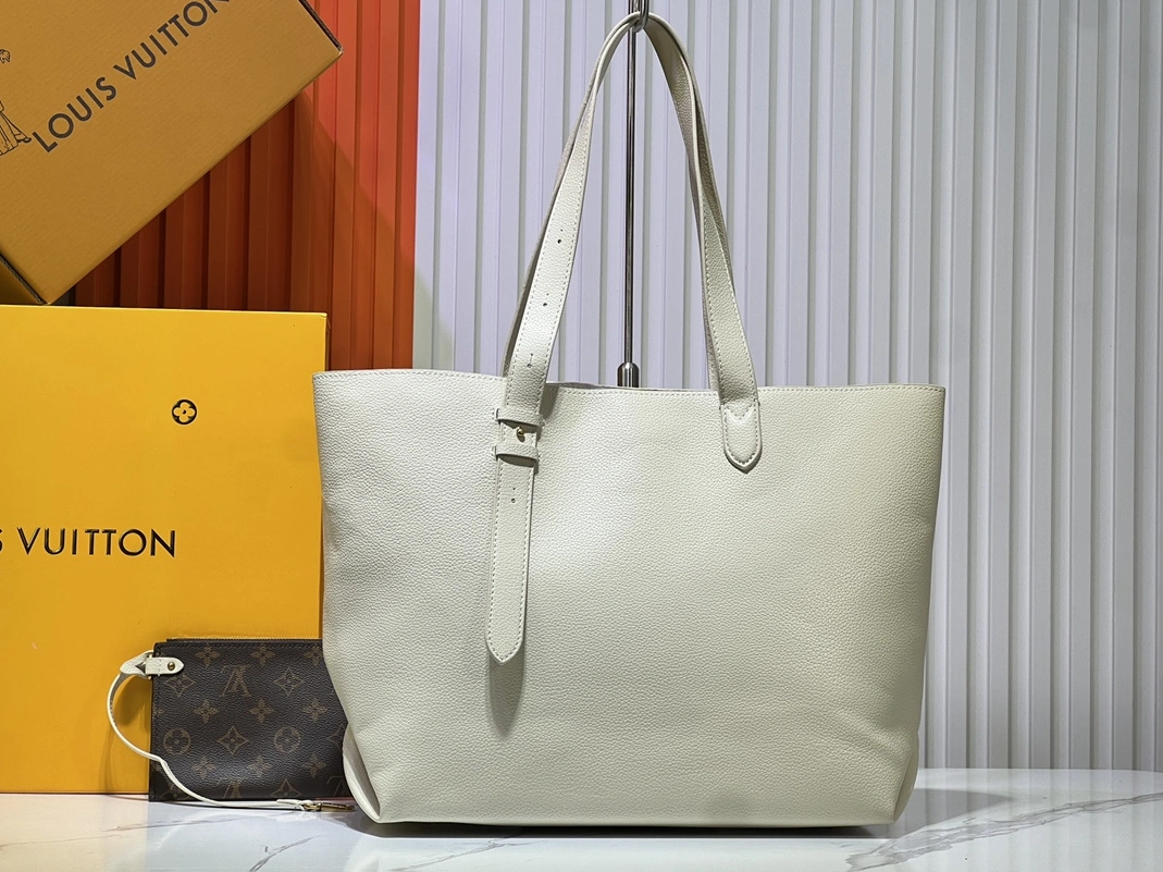 Timeless 1530 Louis Vuitton AAA Quality Shoulder Bags For Women