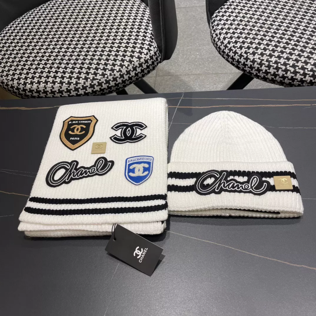 Timeless 1540 Chanel Hat and Scarf Set