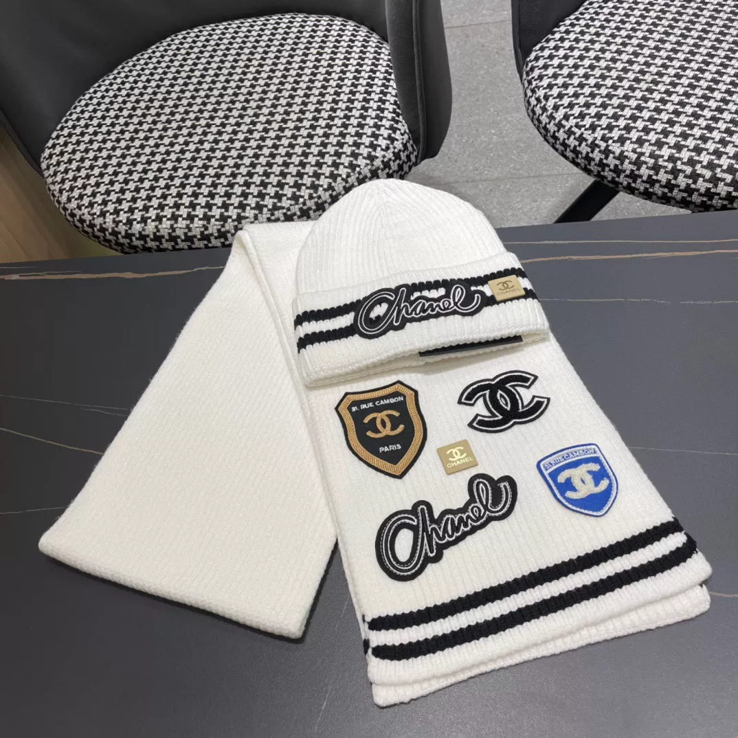 Timeless 1540 Chanel Hat and Scarf Set