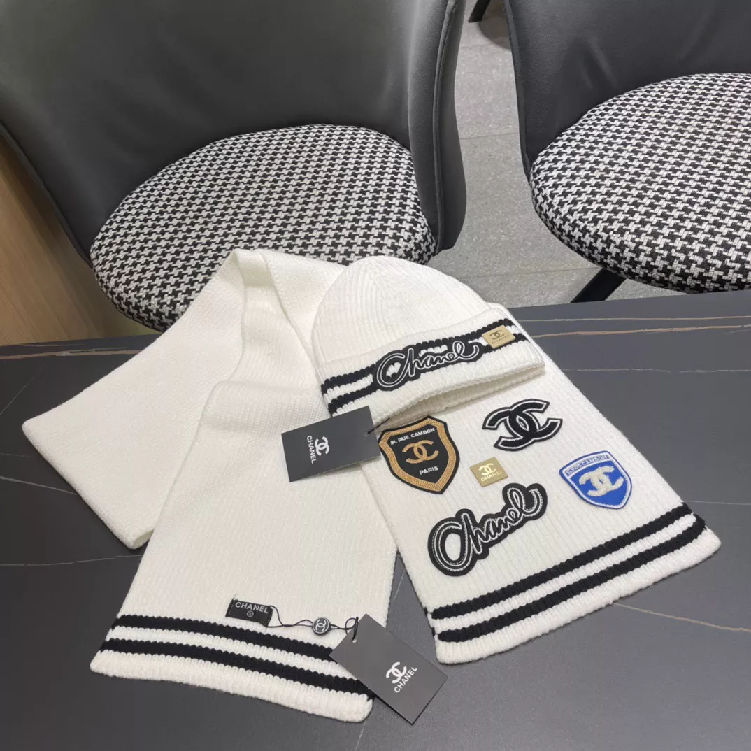 Timeless 1540 Chanel Hat and Scarf Set