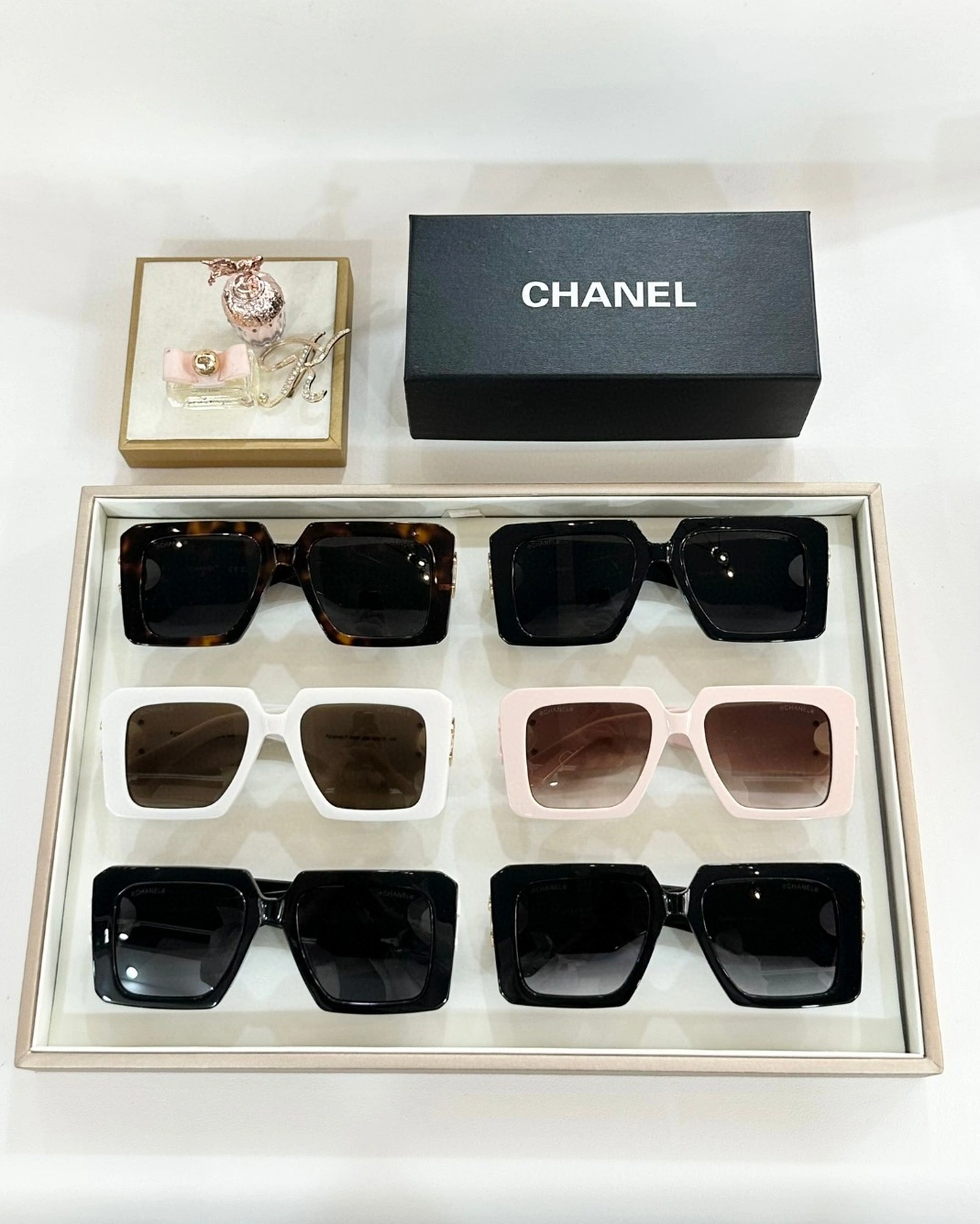 Timeless 1586 Chanel AAA Quality Sunglasses