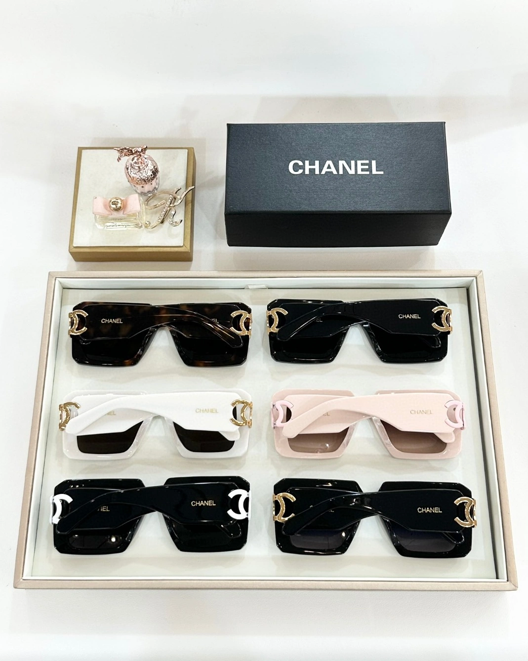 Timeless 1586 Chanel AAA Quality Sunglasses