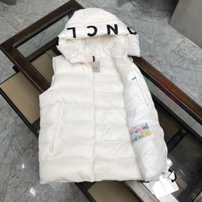 Timeless 1764 Moncler Down Feather Coat Sleeveless For Unisex