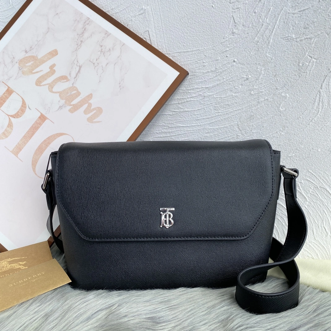 Timeless 2017 Burberry AAA Man Messenger Bags
