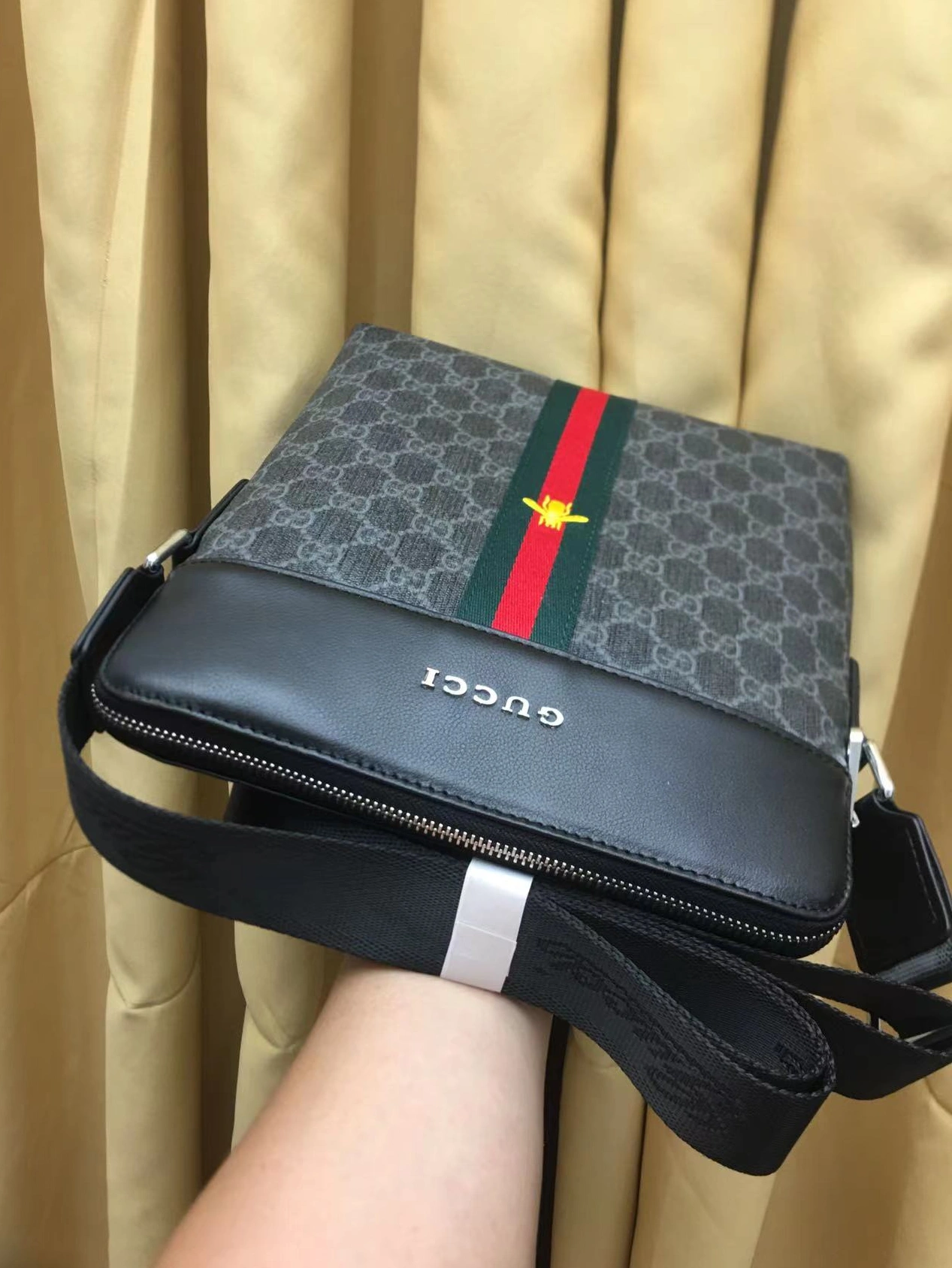 Timeless 2085 Gucci AAA Man Messenger Bags