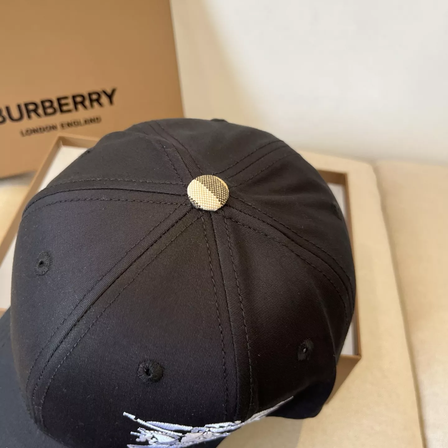 Timeless 2178 Burberry Caps
