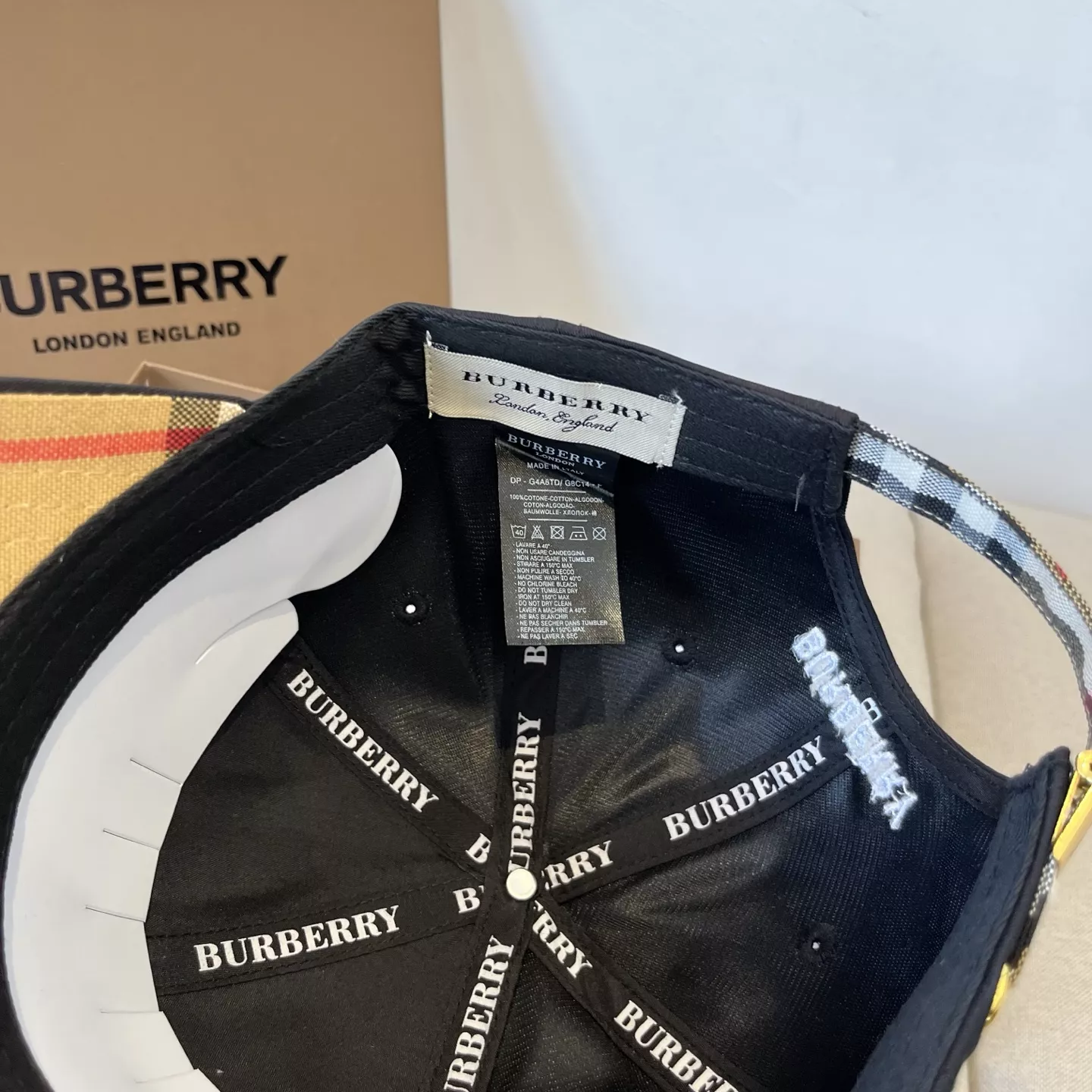 Timeless 2178 Burberry Caps