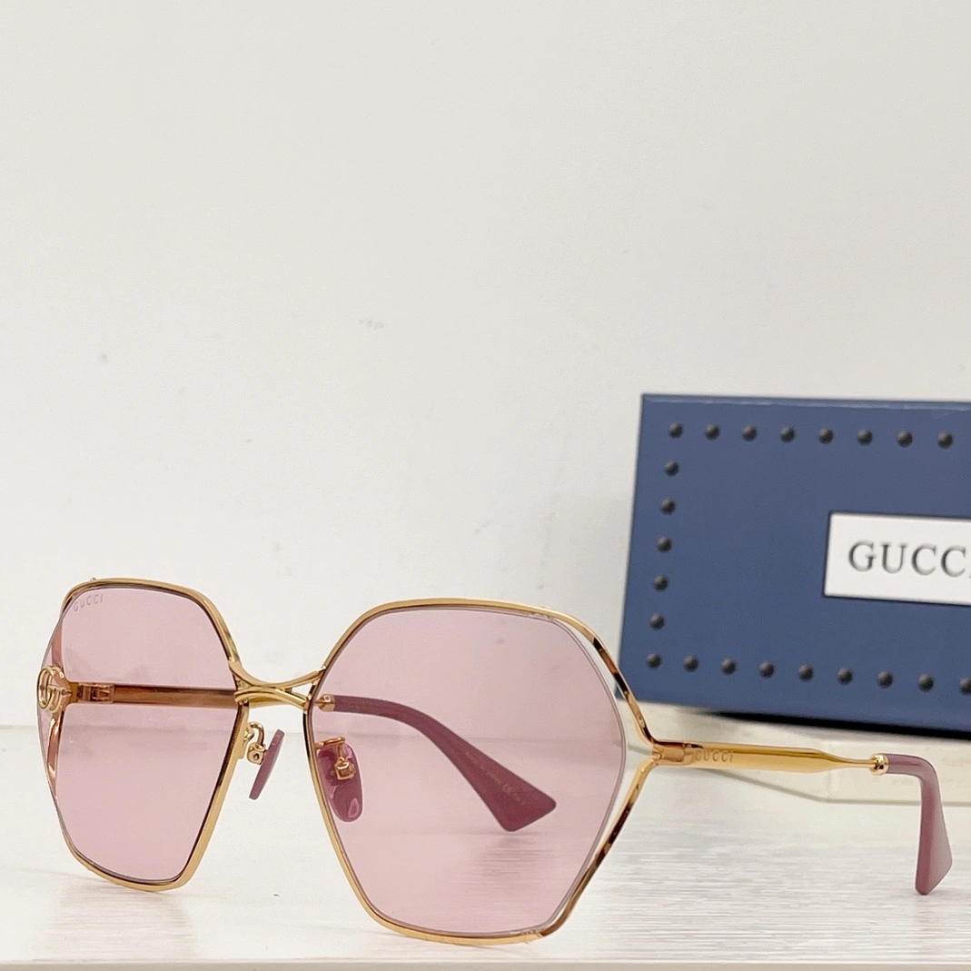 Timeless 220 Gucci AAA Quality Sunglasses