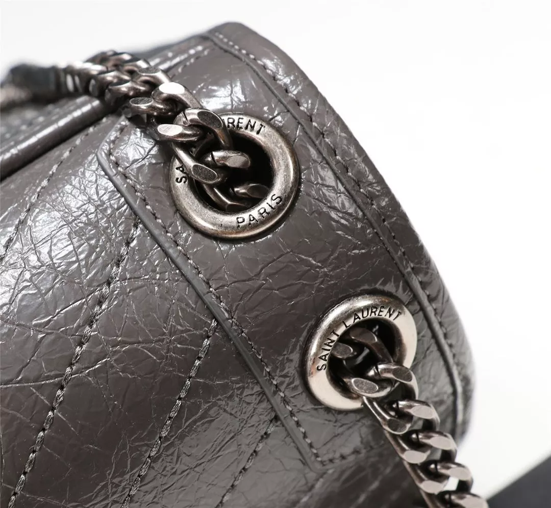 Timeless 2272 Yves Saint Laurent YSL AAA Quality Shoulder Bags For Women
